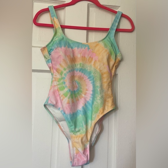 BNWT! STONEY CLOVER LN X TARGET, PASTEL, TIE DYE, CHEEKY, HIGH - LEG, ONE PIECE - Picture 4 of 16